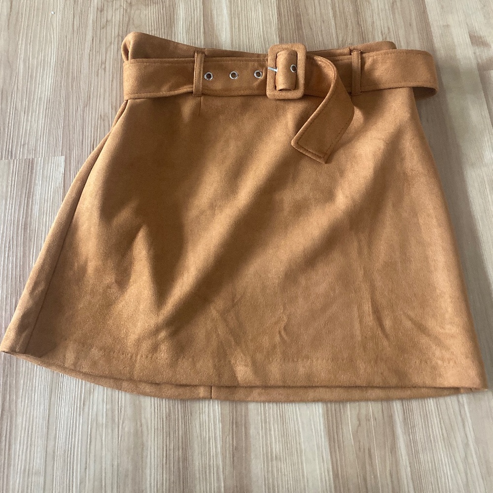 Brown suede belted mini skirt